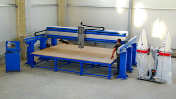 Referinte masini CNC 4 router 3D